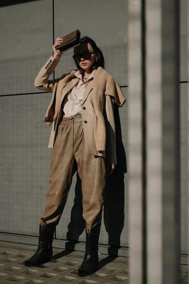 香港現金網：今年的長靴，這樣穿最舒服！